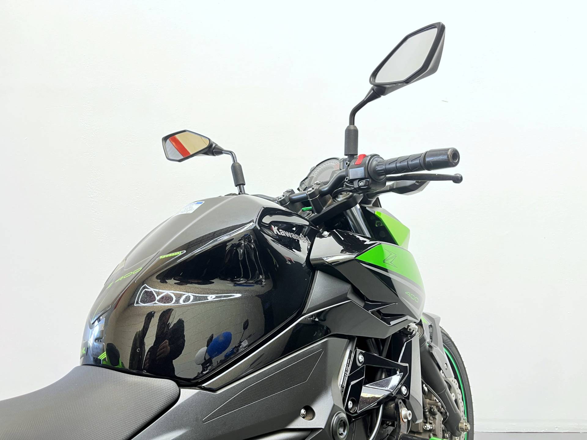 KAWASAKI Z400
