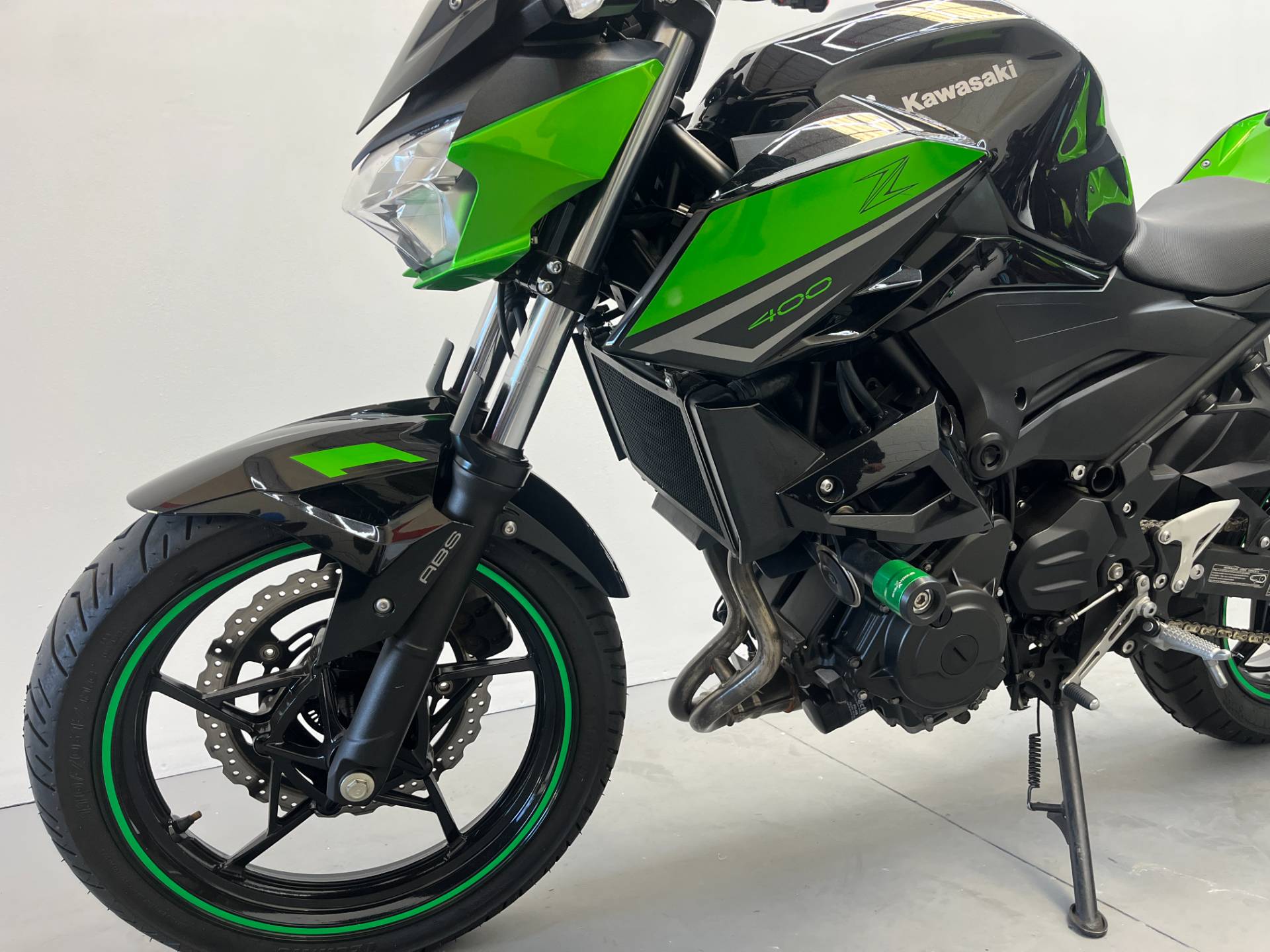KAWASAKI Z400