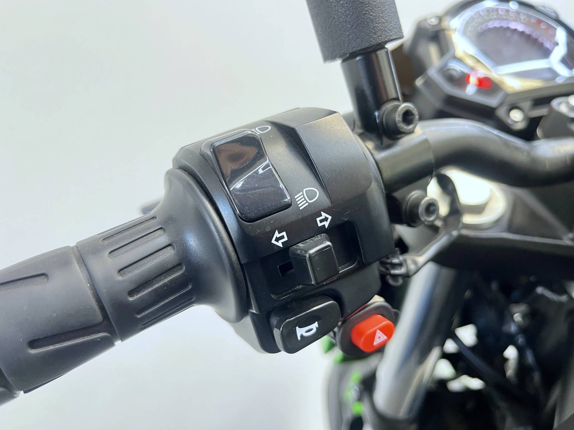 KAWASAKI Z400