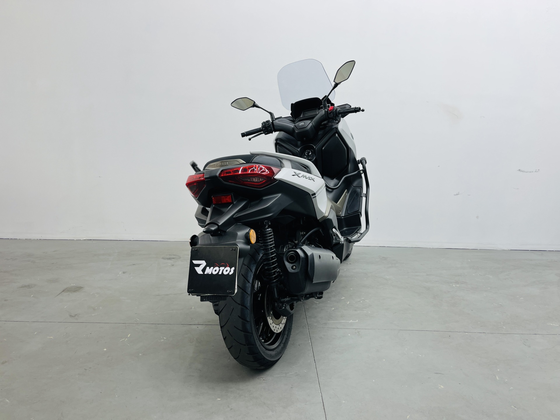 YAMAHA XMAX 250 CONNECTED ABS