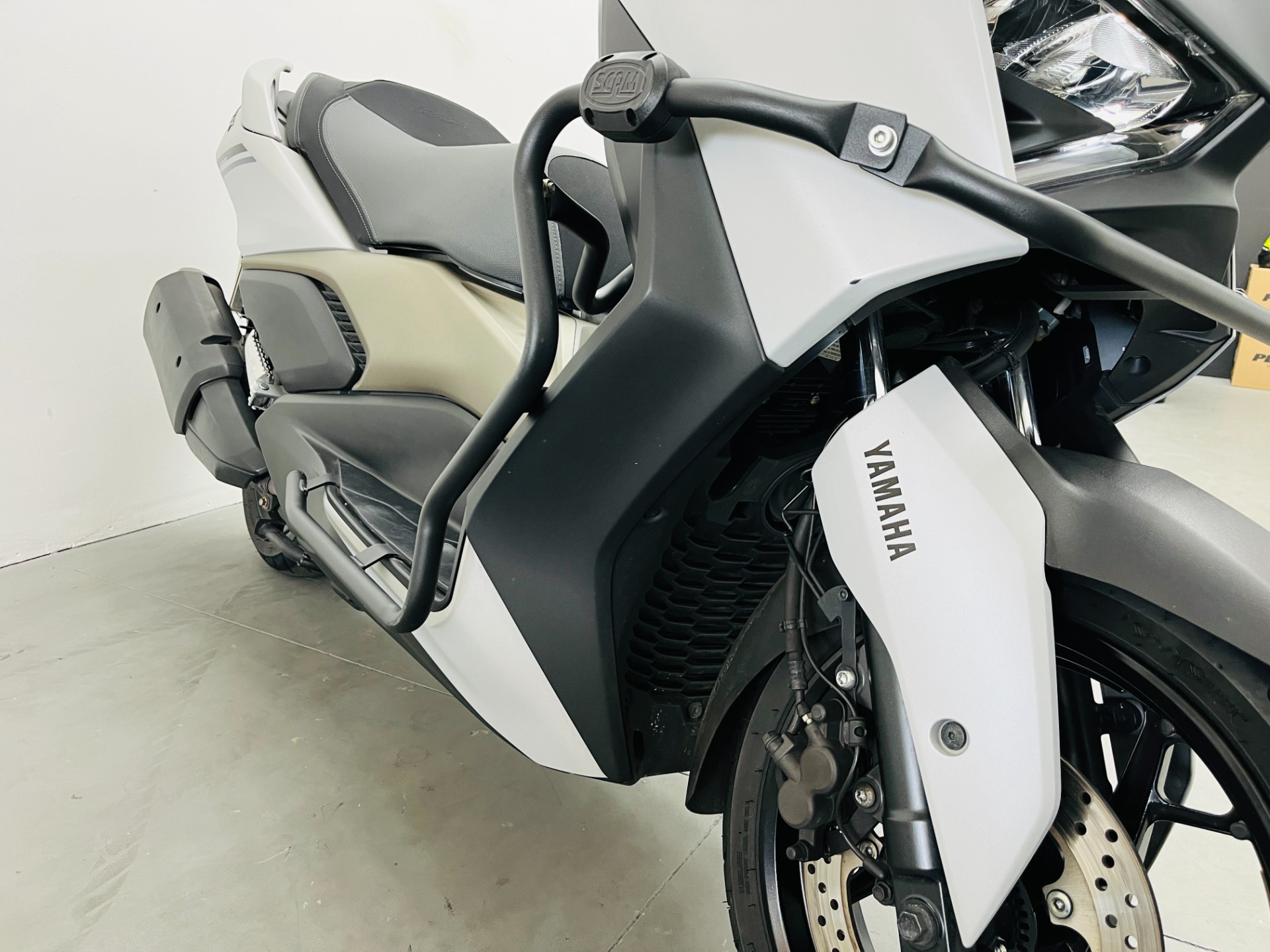 YAMAHA XMAX 250 CONNECTED ABS