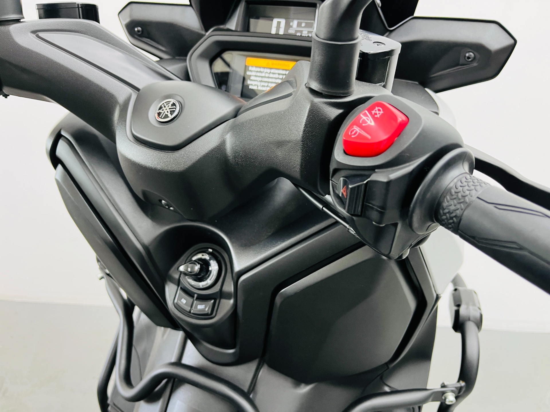 YAMAHA XMAX 250 CONNECTED ABS