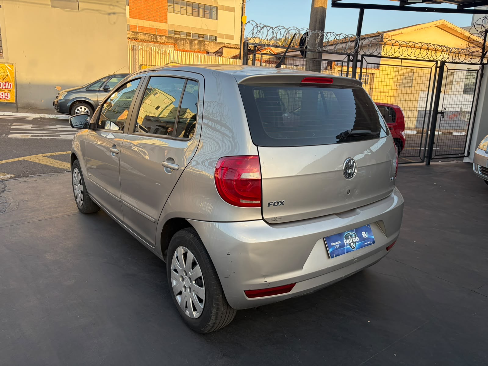 VOLKSWAGEN FOX