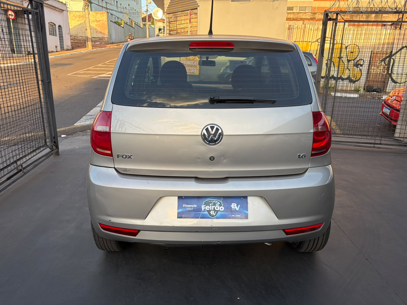 VOLKSWAGEN FOX
