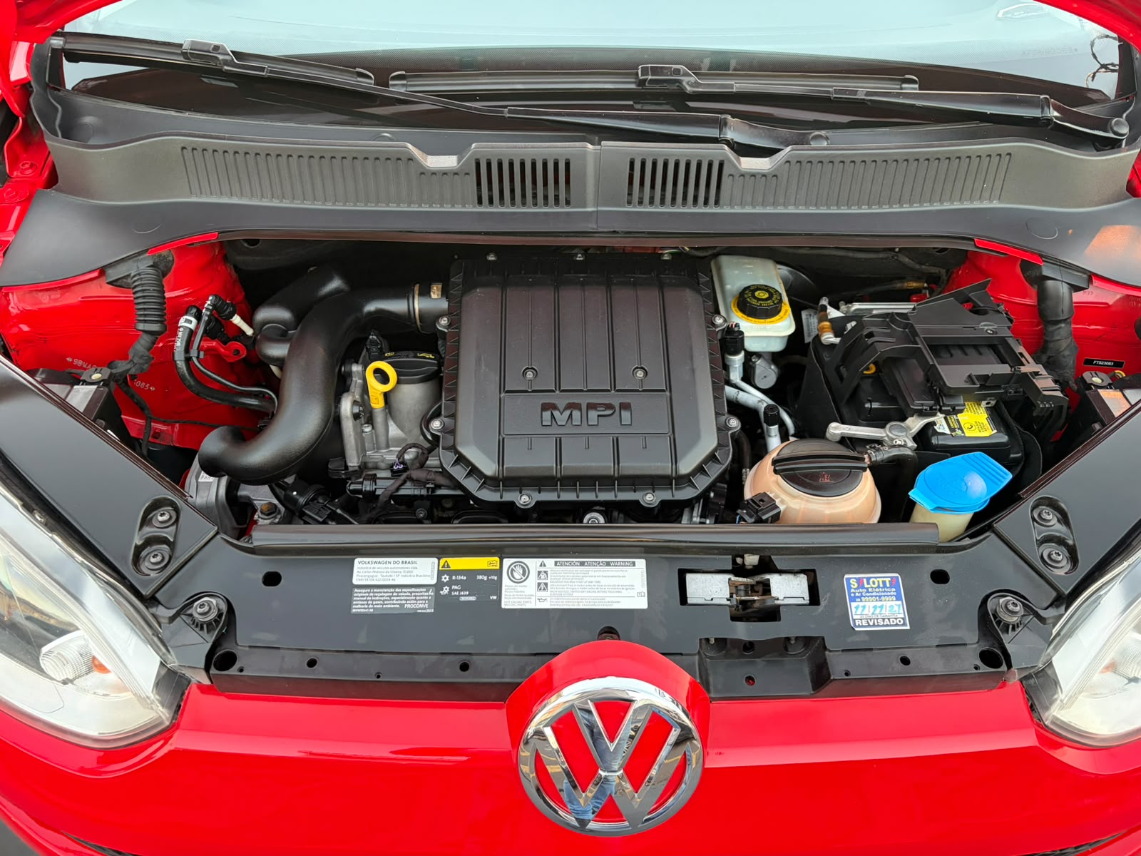 VOLKSWAGEN UP