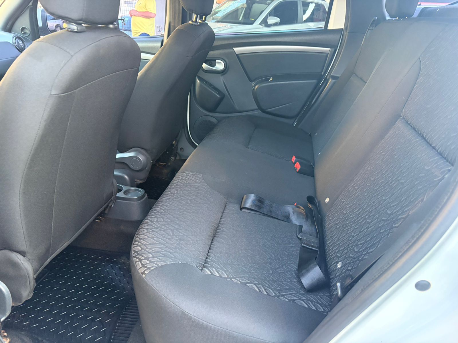 RENAULT DUSTER