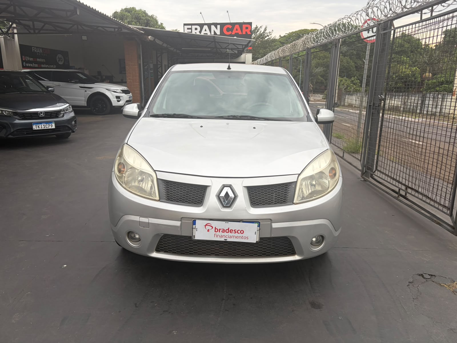 RENAULT SANDERO