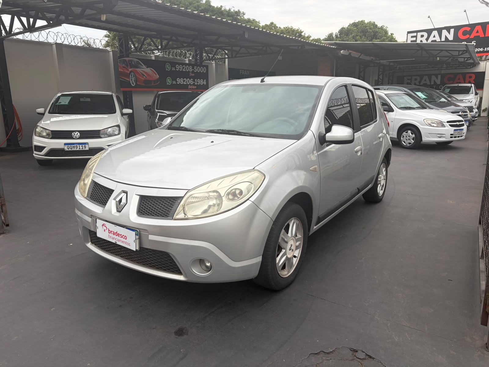 RENAULT SANDERO