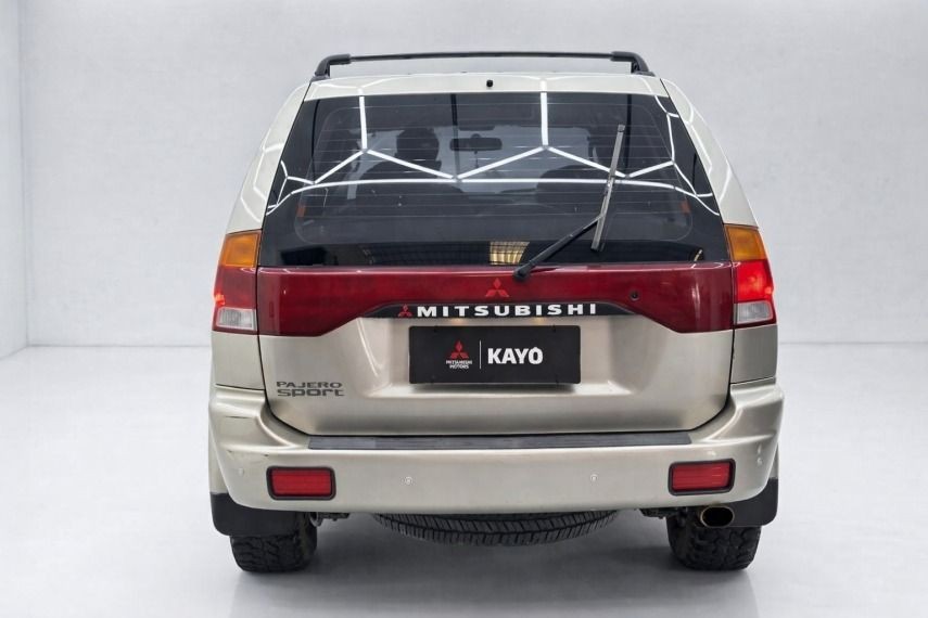MITSUBISHI PAJERO SPORT