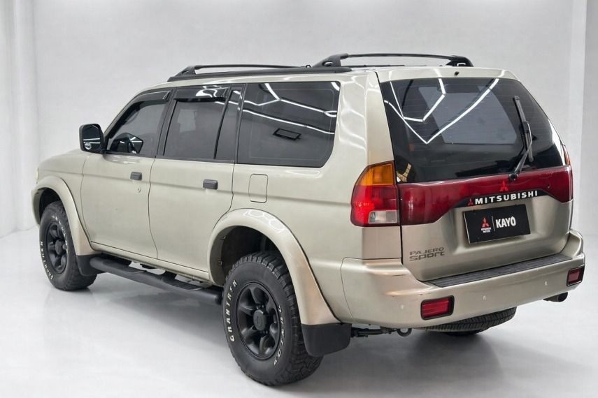 MITSUBISHI PAJERO SPORT