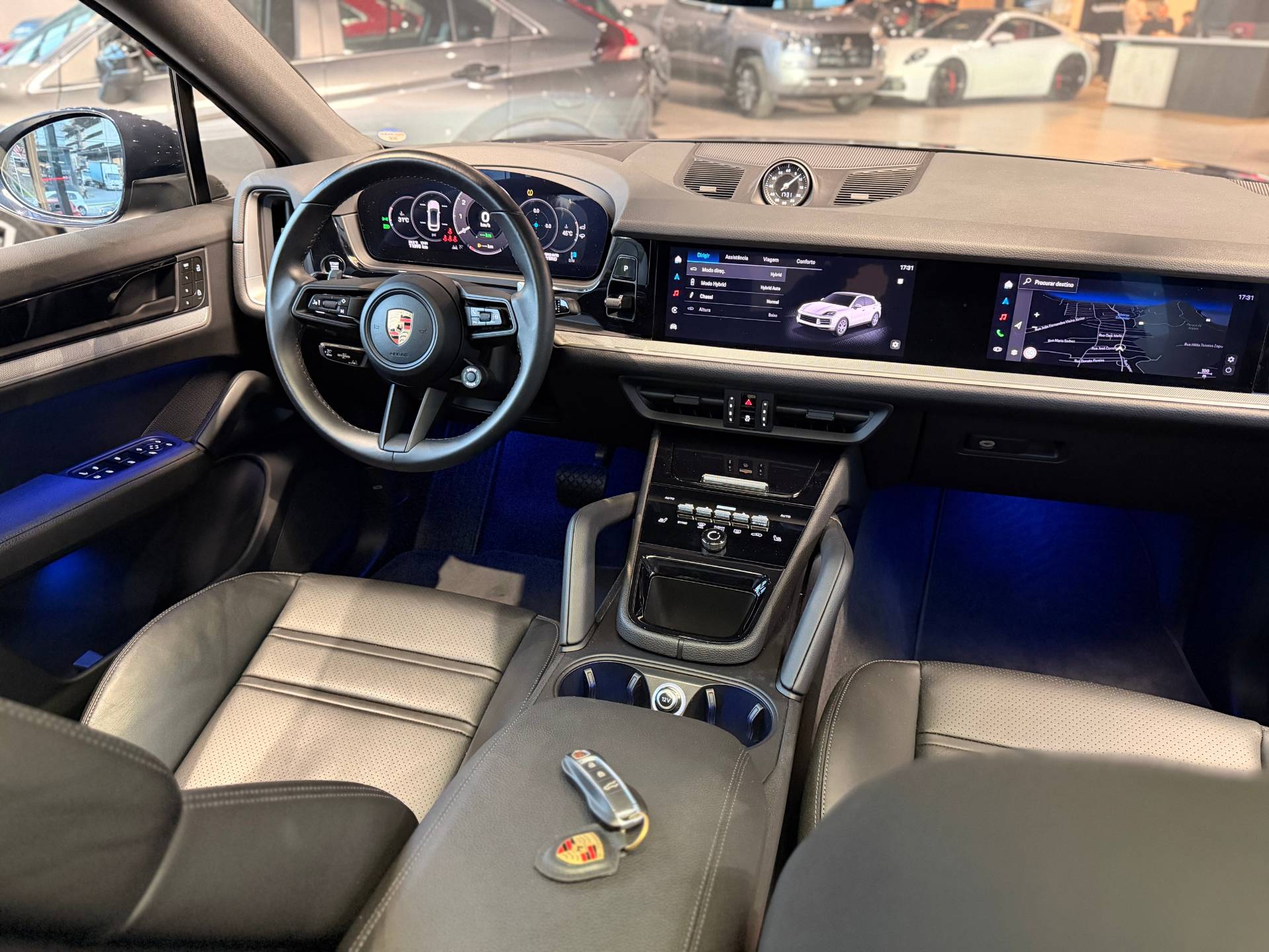 PORSCHE CAYENNE