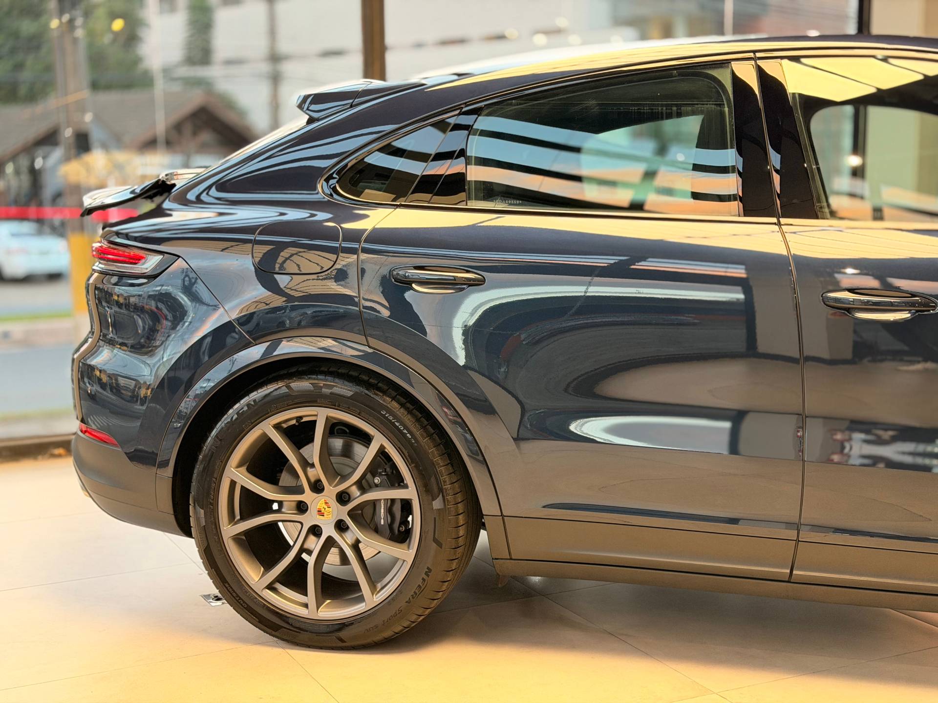 PORSCHE CAYENNE