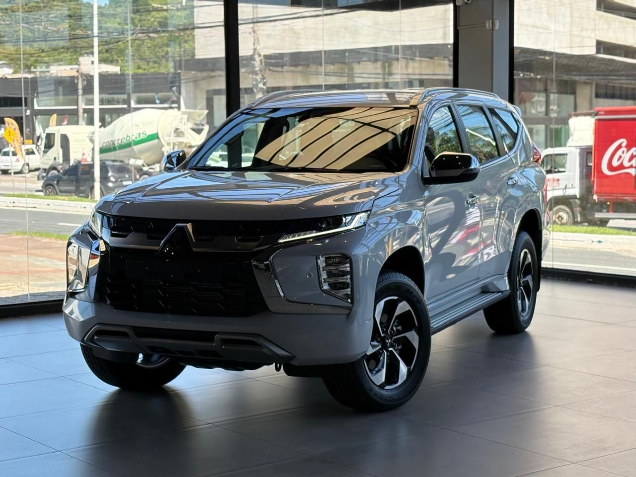 MITSUBISHI PAJERO SPORT