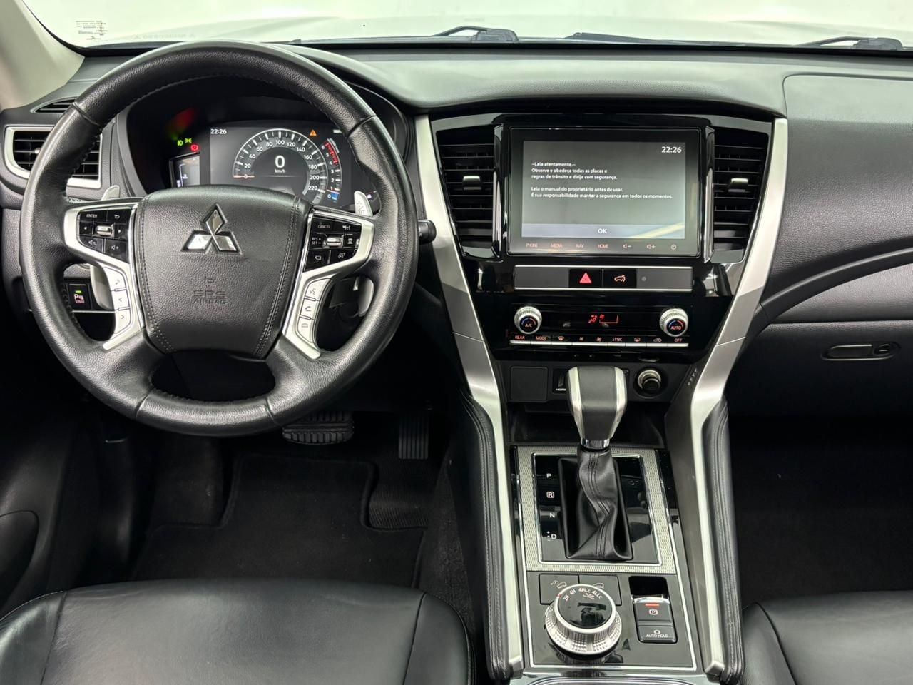 MITSUBISHI PAJERO SPORT