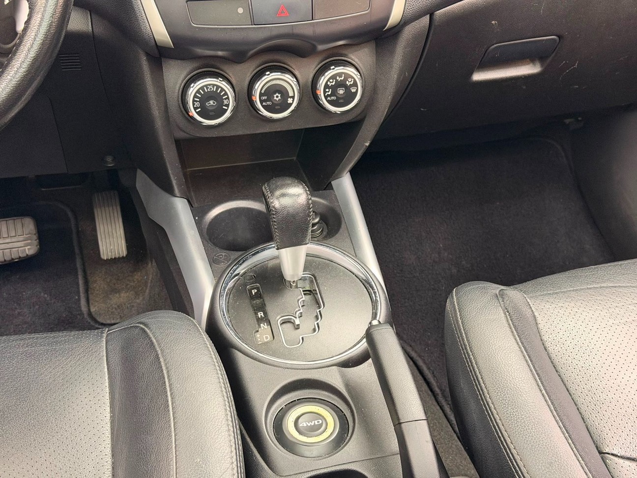 MITSUBISHI ASX