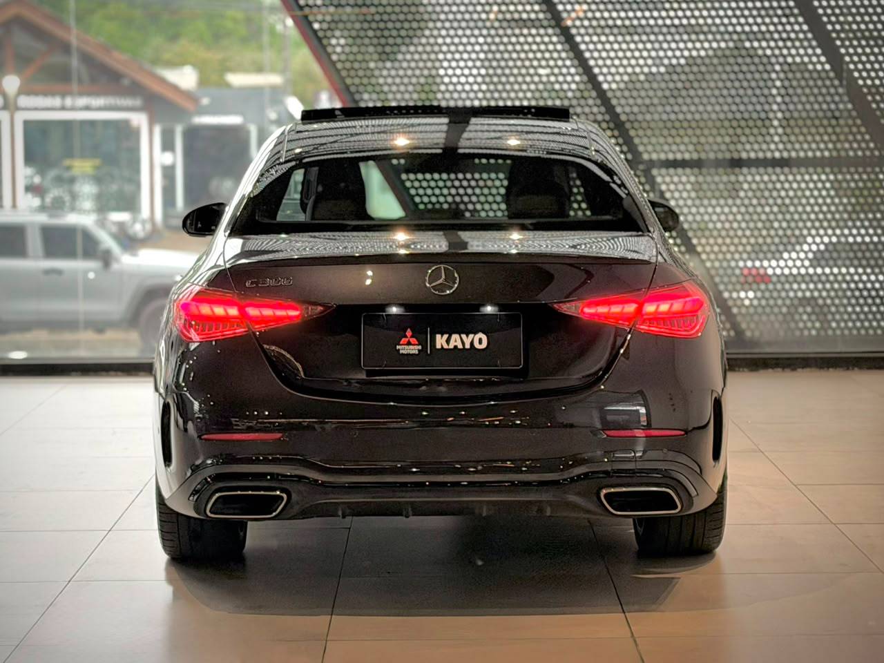 MERCEDES-BENZ C 300
