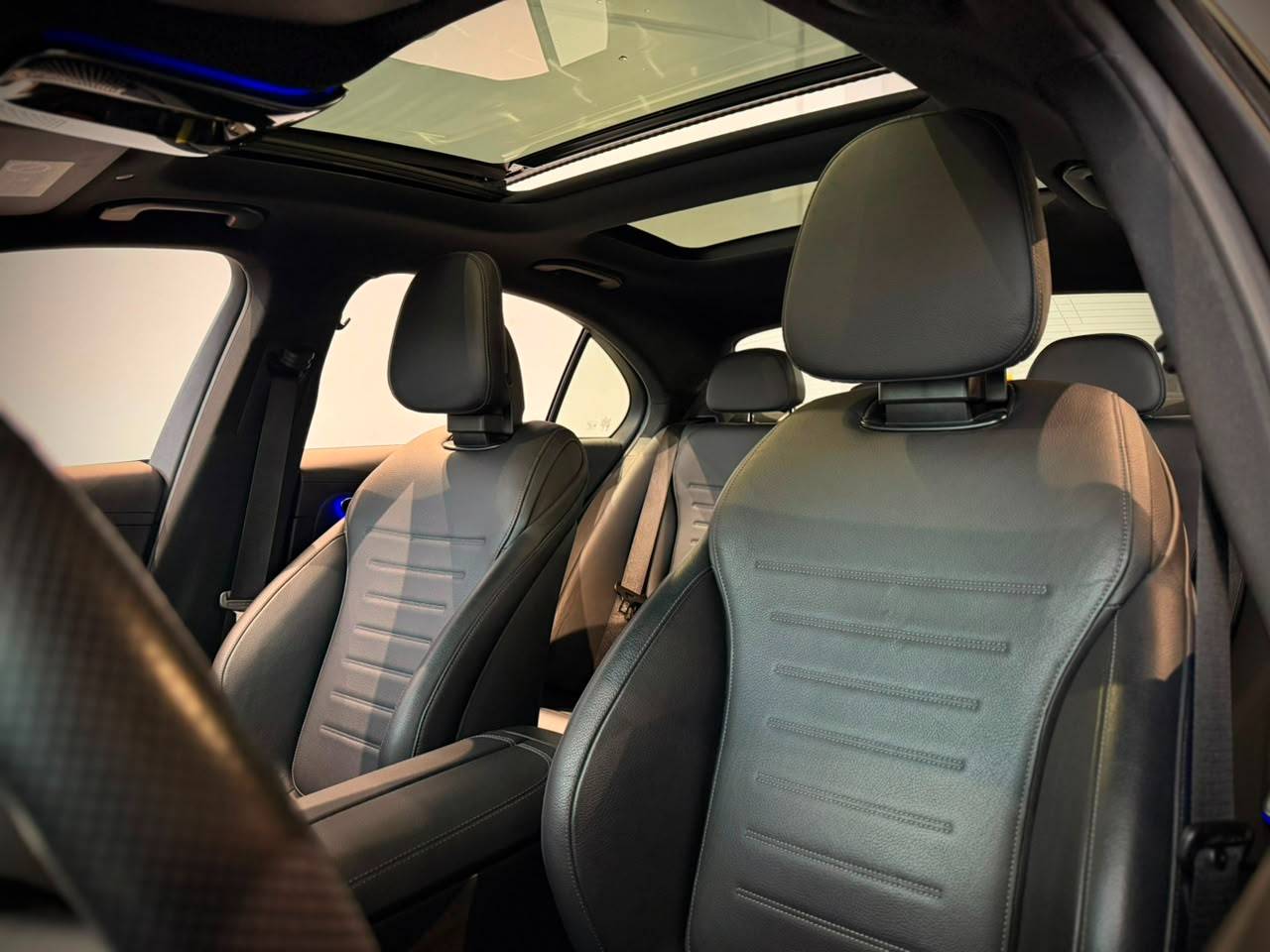 MERCEDES-BENZ C 300