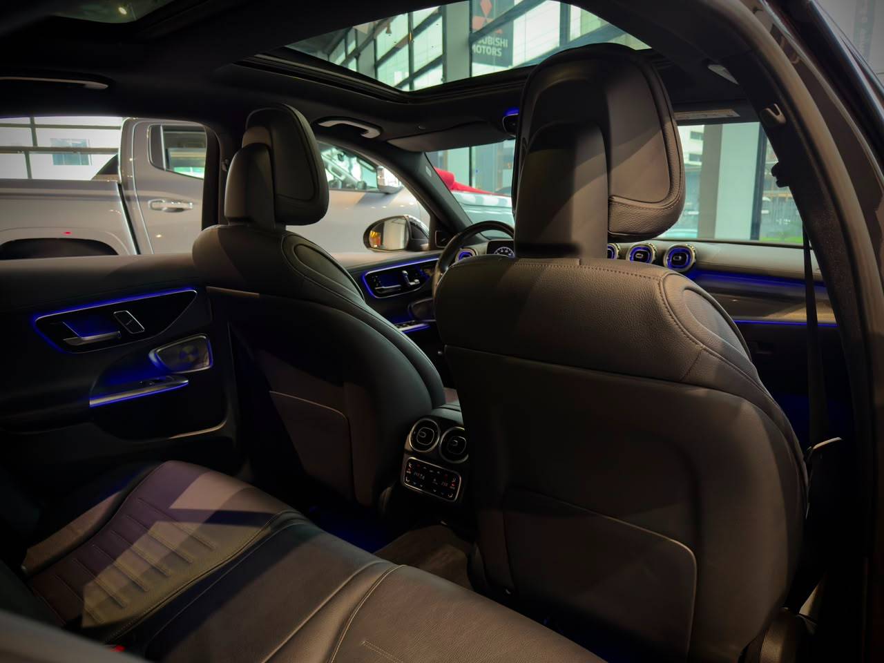 MERCEDES-BENZ C 300
