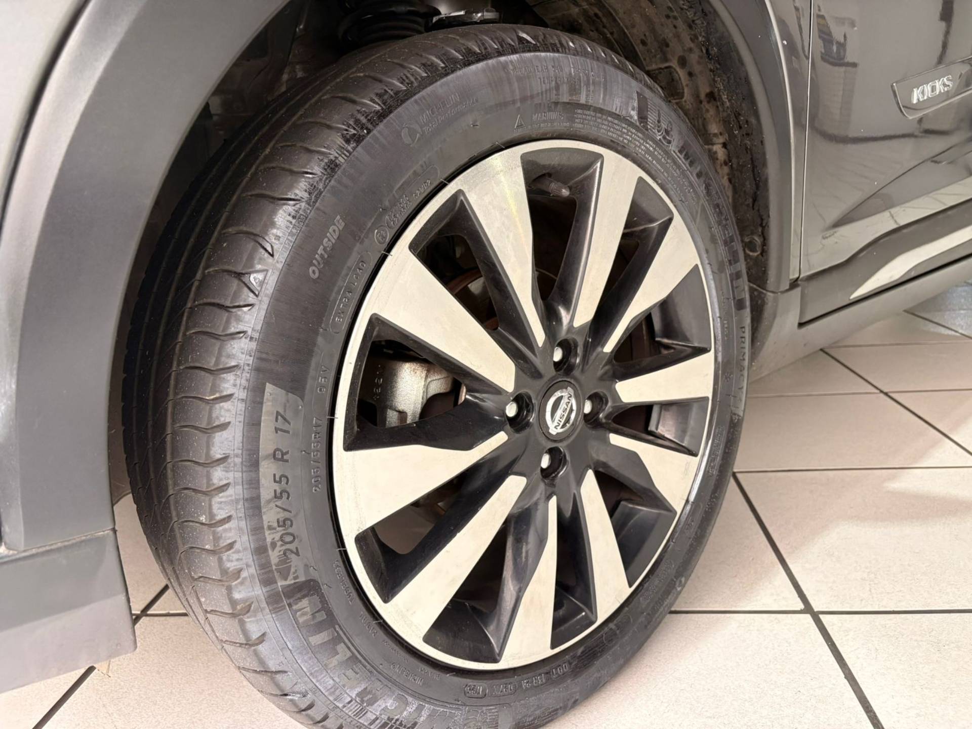 NISSAN KICKS