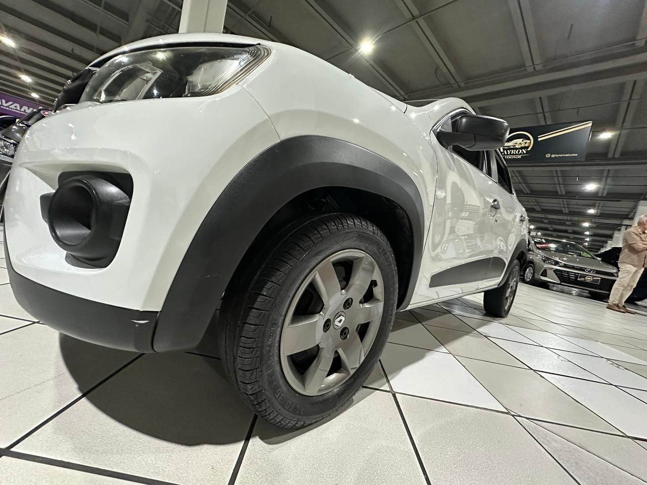 RENAULT KWID