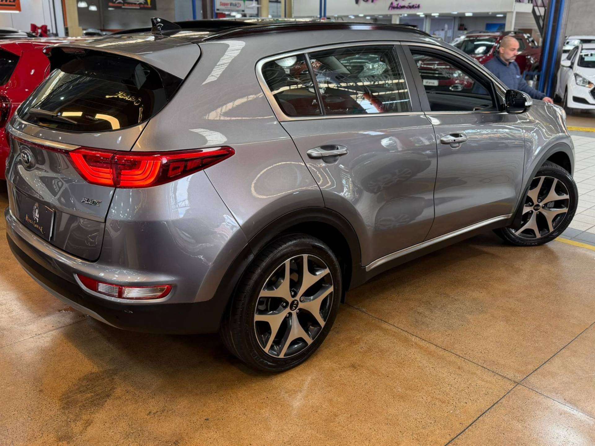 KIA SPORTAGE