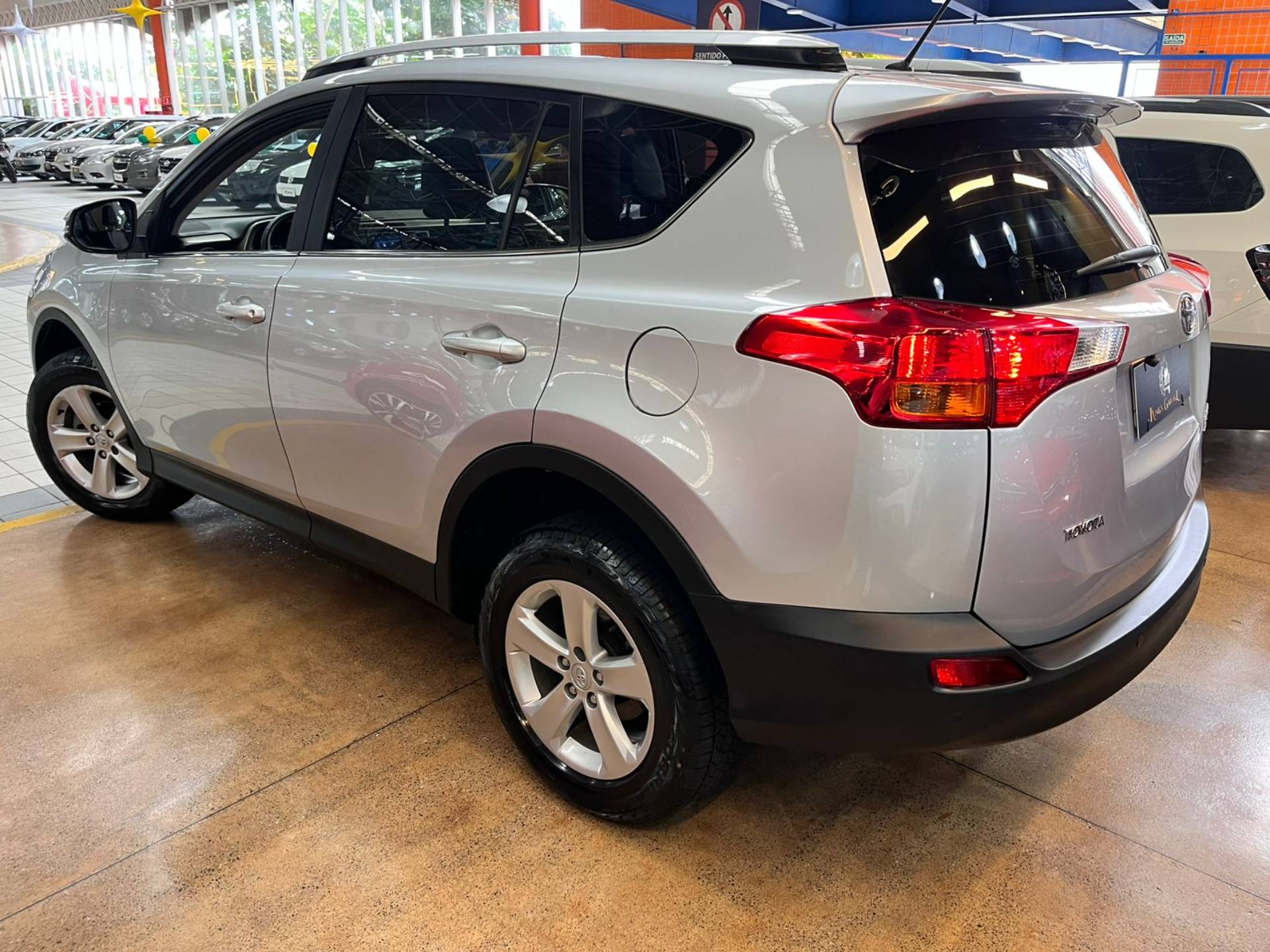 TOYOTA RAV4