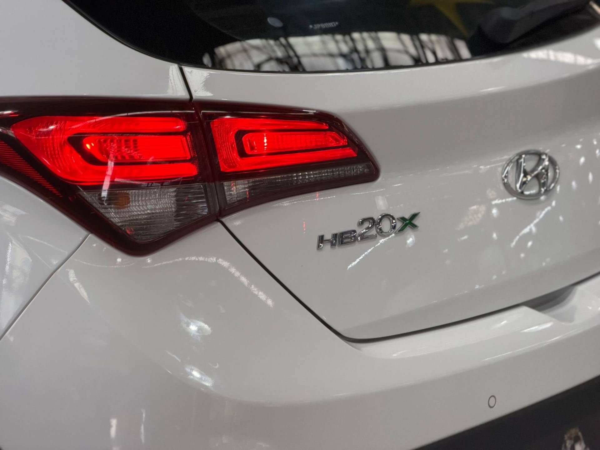HYUNDAI HB20X