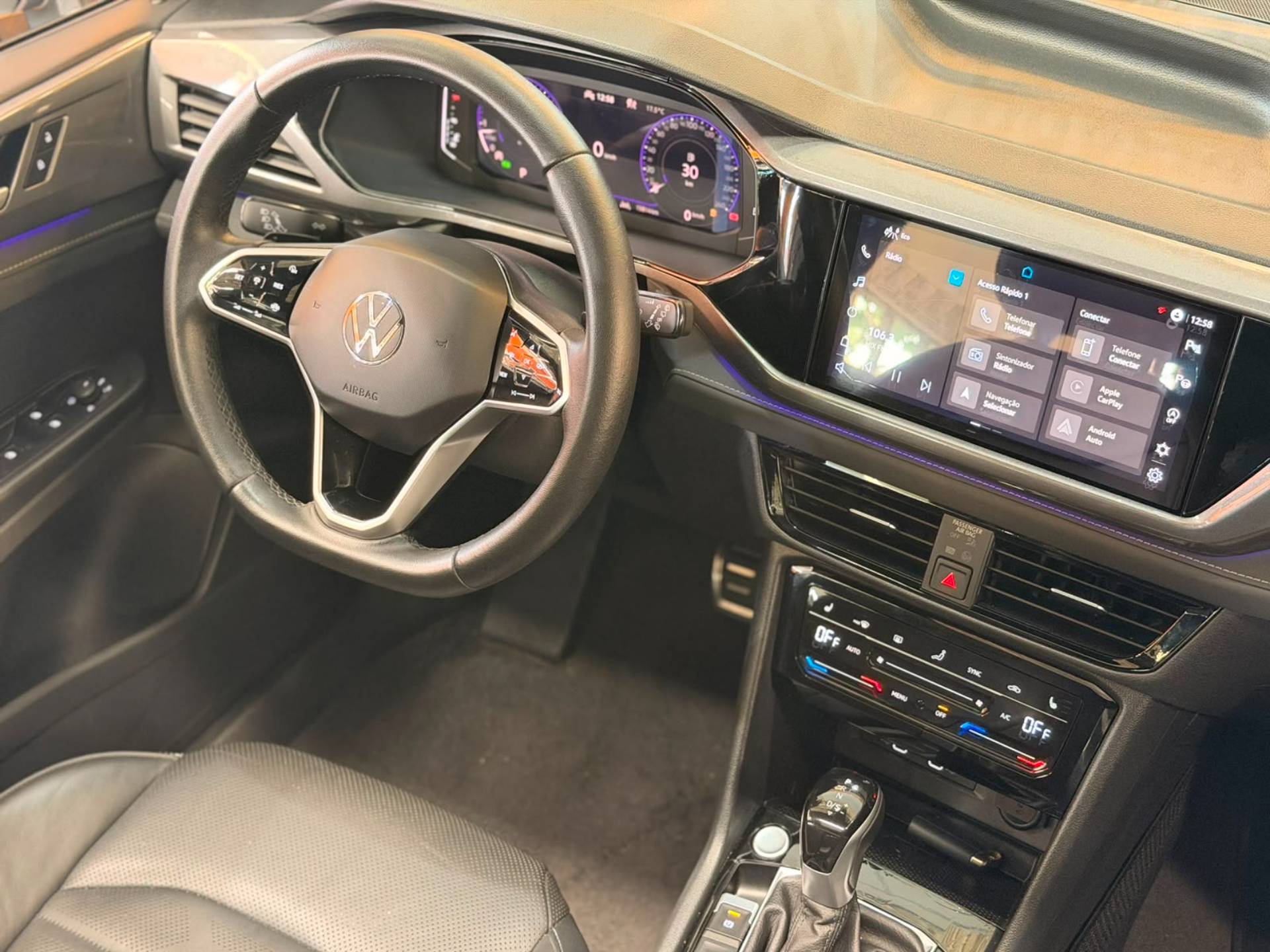 VOLKSWAGEN TAOS