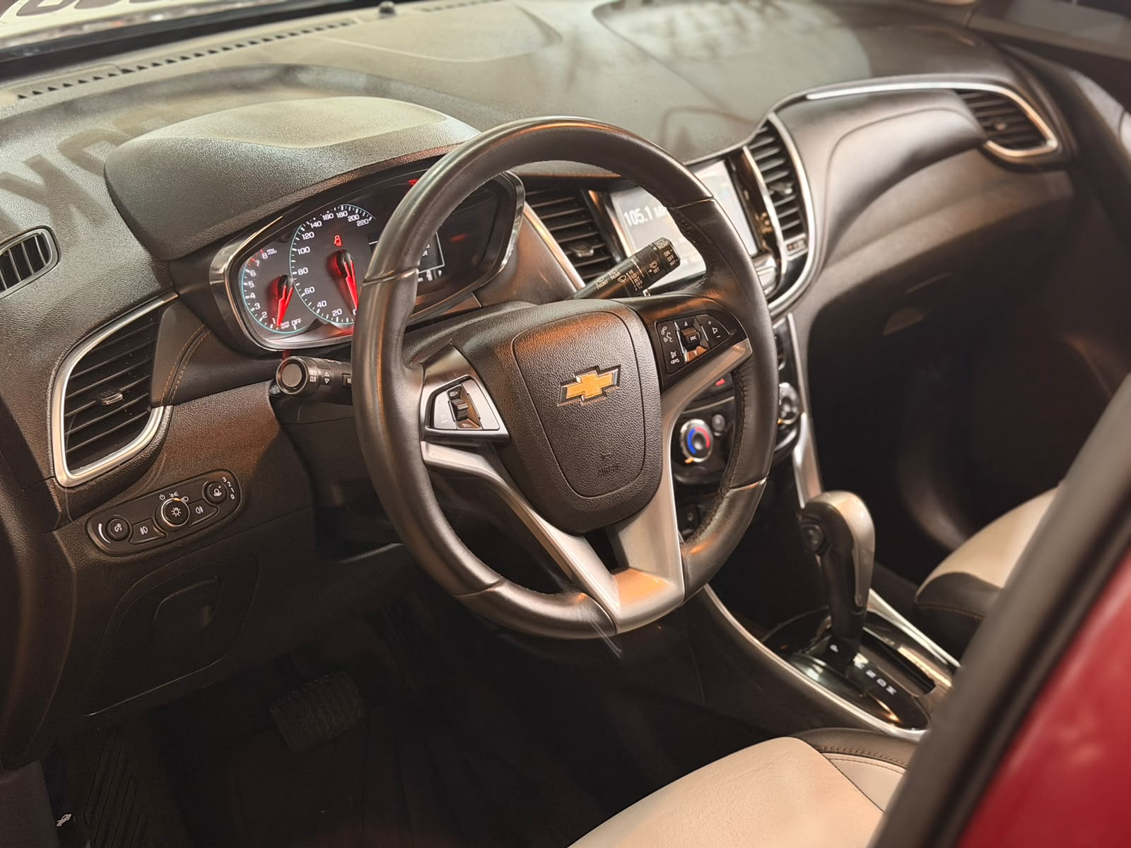 CHEVROLET TRACKER