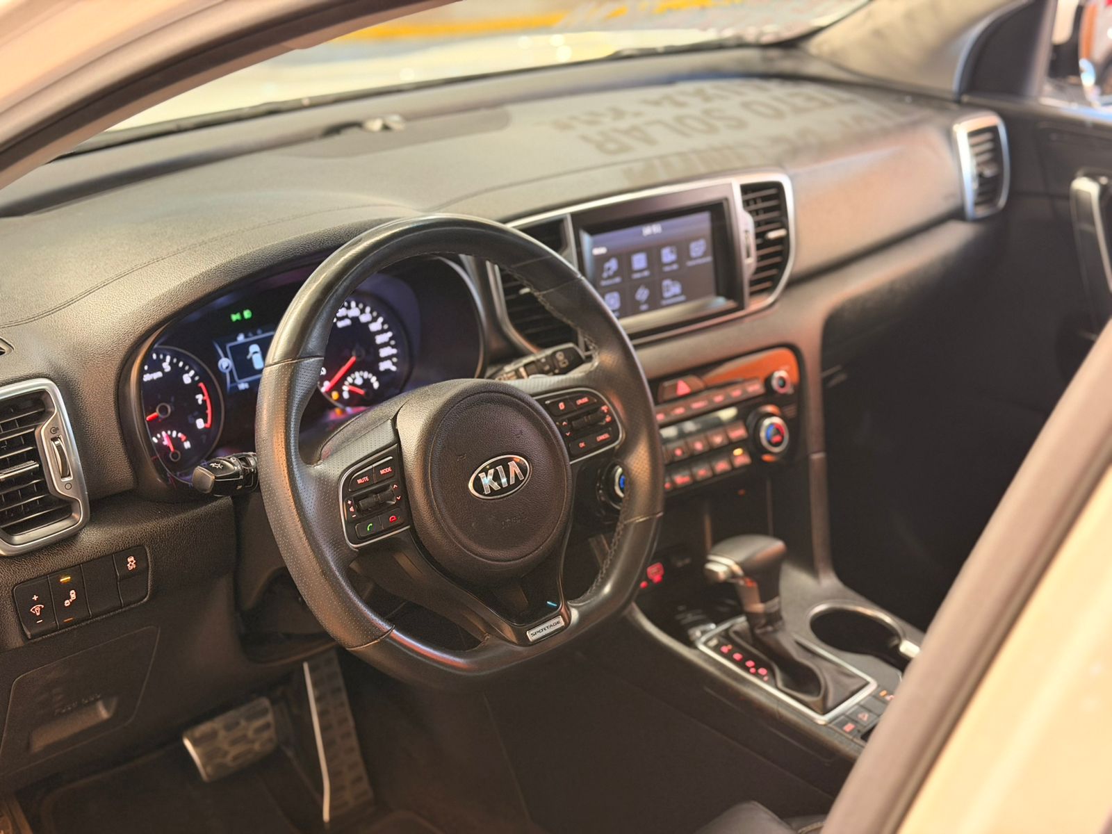 KIA SPORTAGE