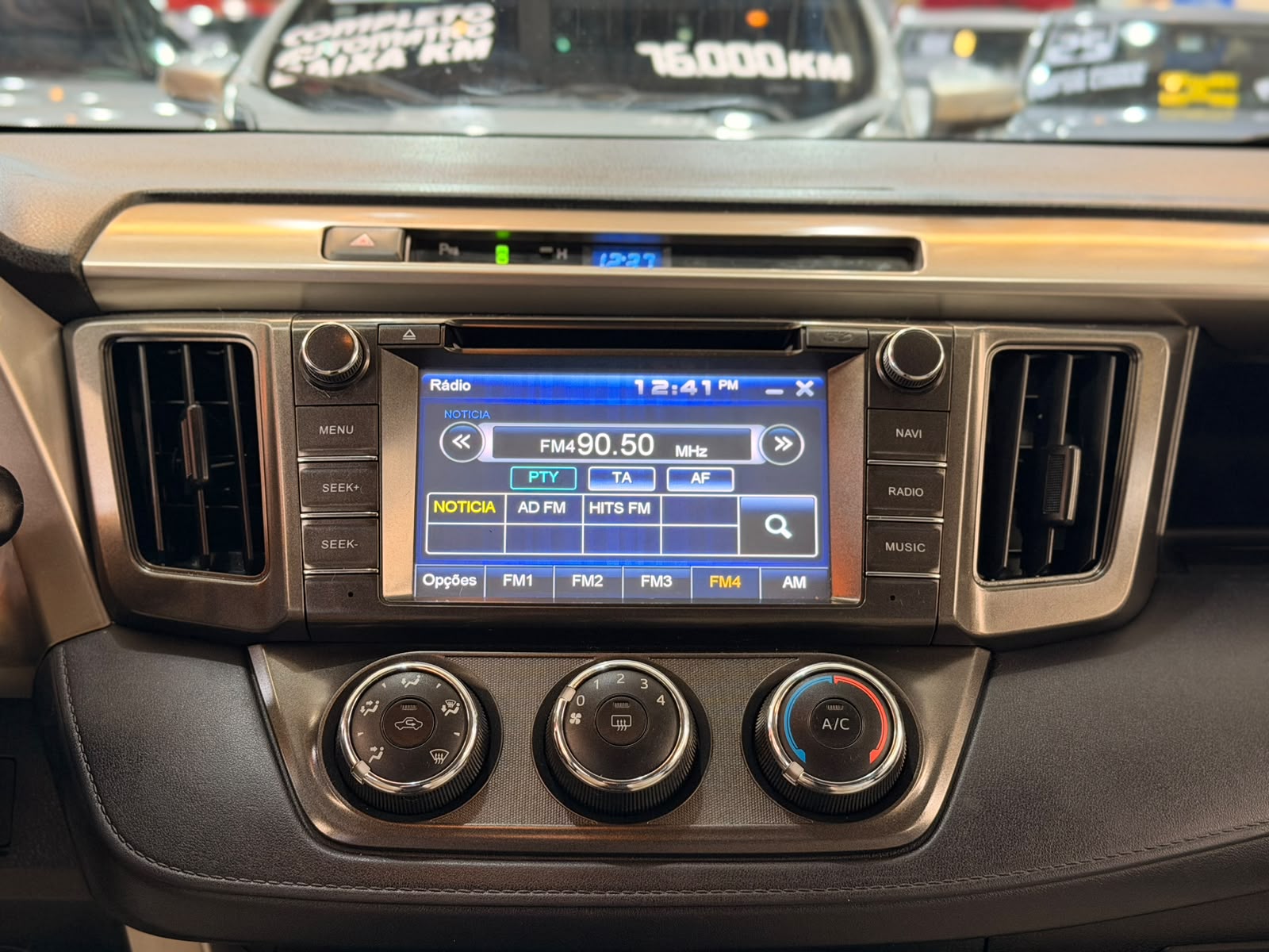 TOYOTA RAV4