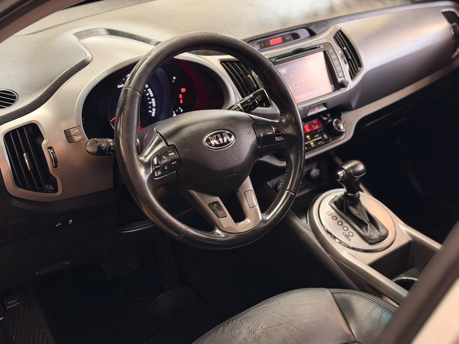 KIA SPORTAGE