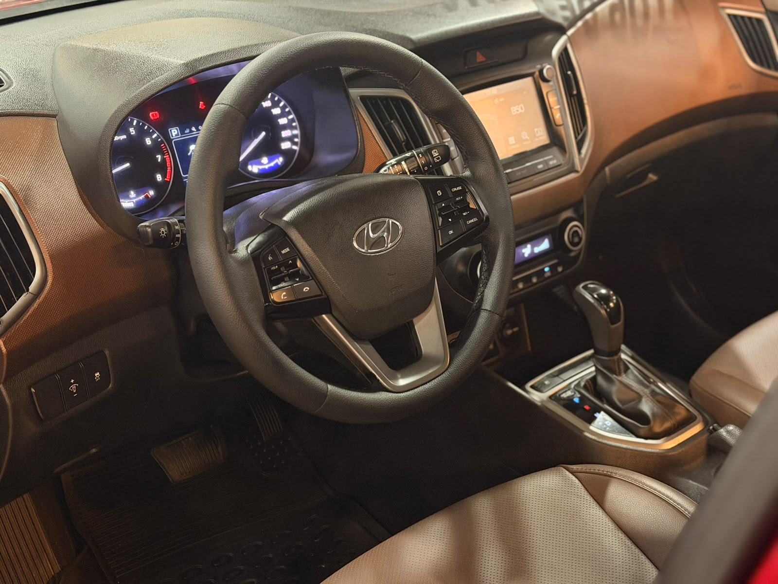 HYUNDAI CRETA