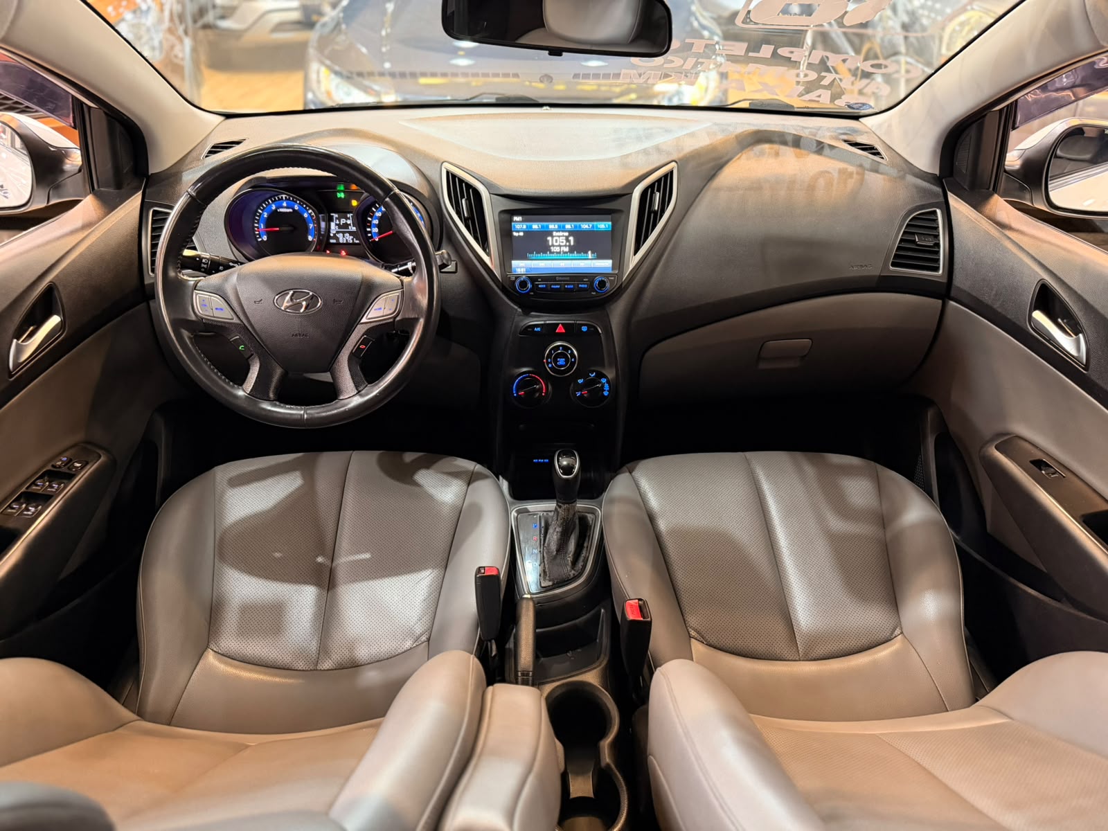 HYUNDAI HB20S