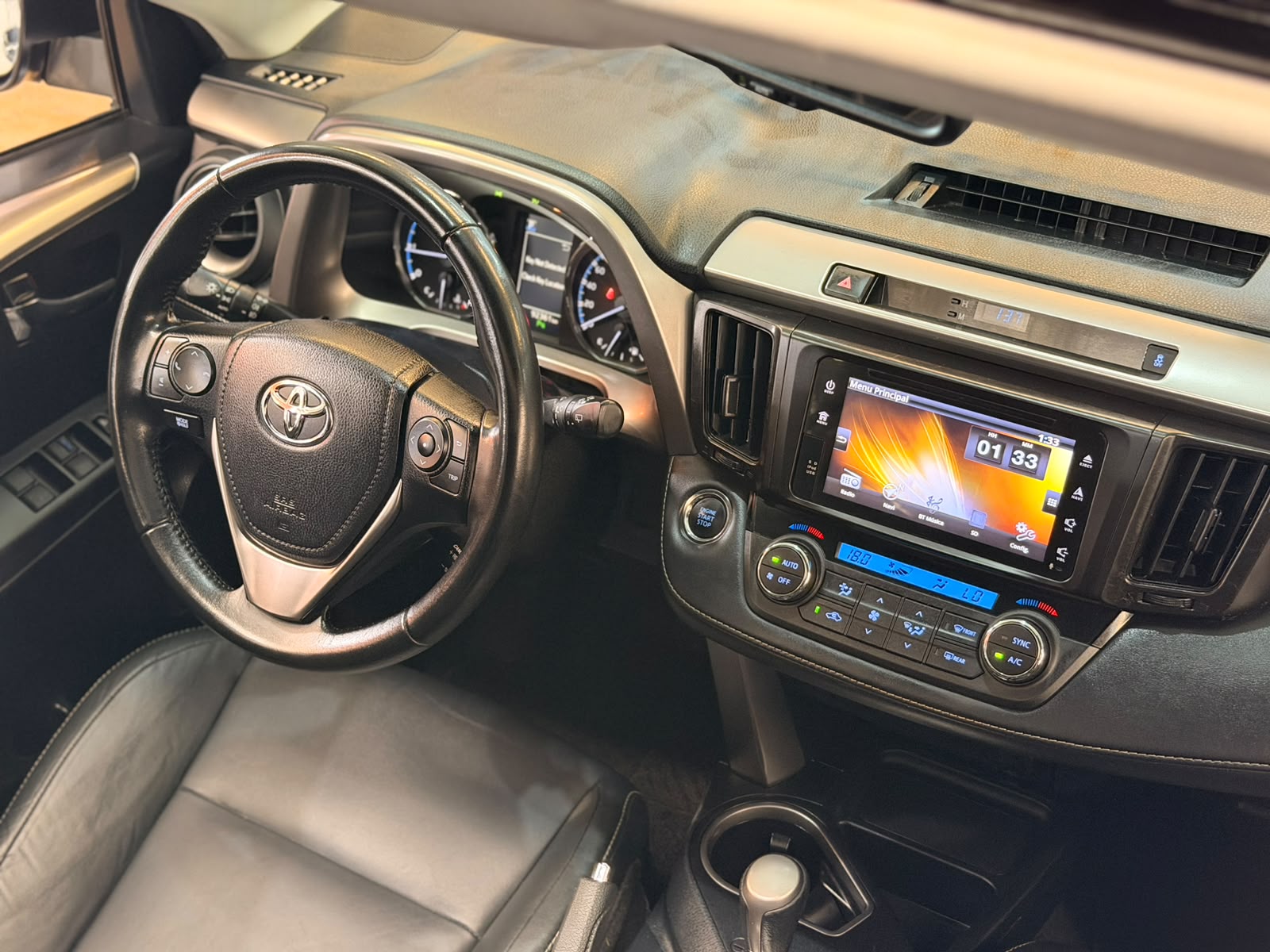 TOYOTA RAV4