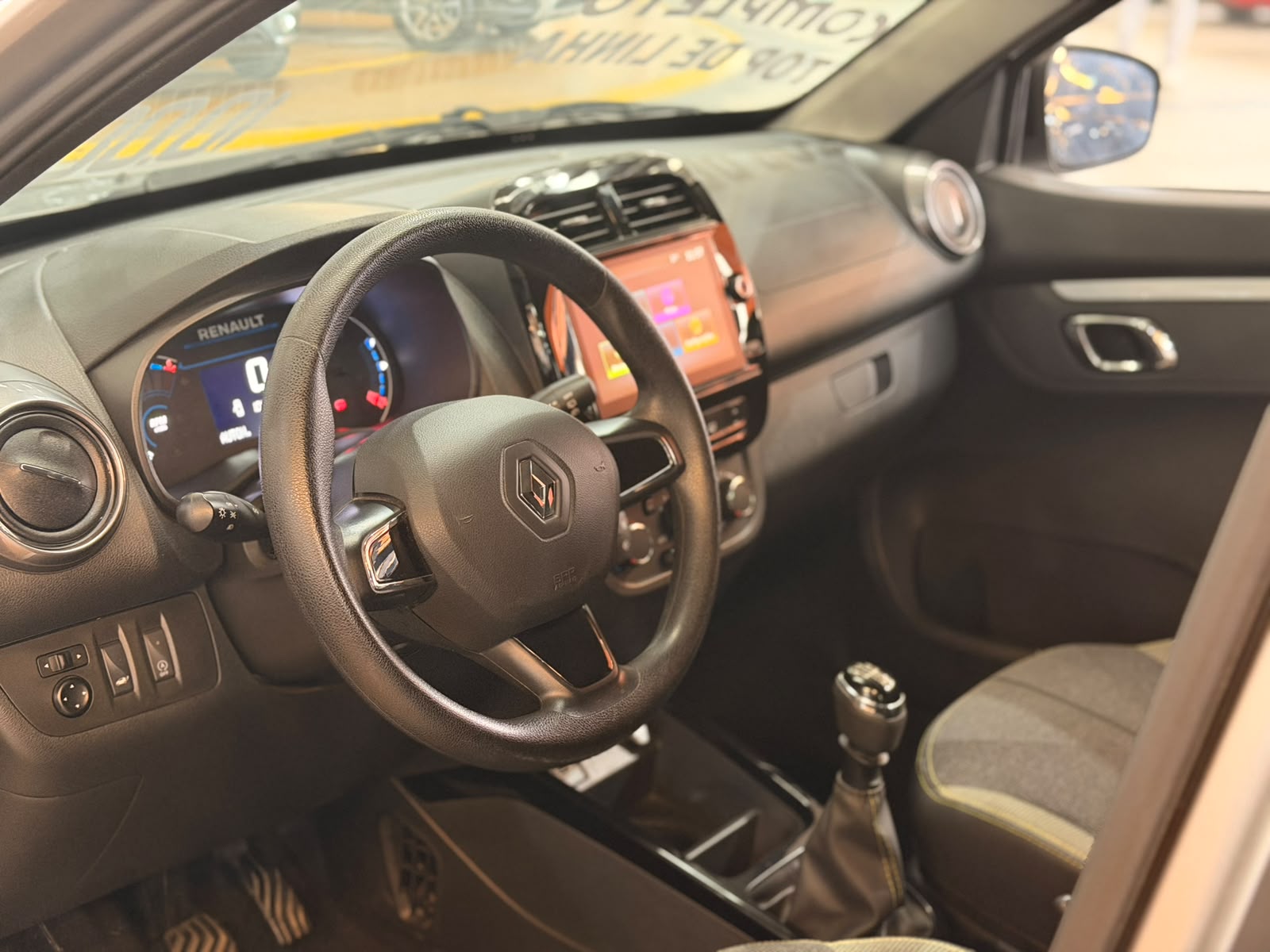 RENAULT KWID