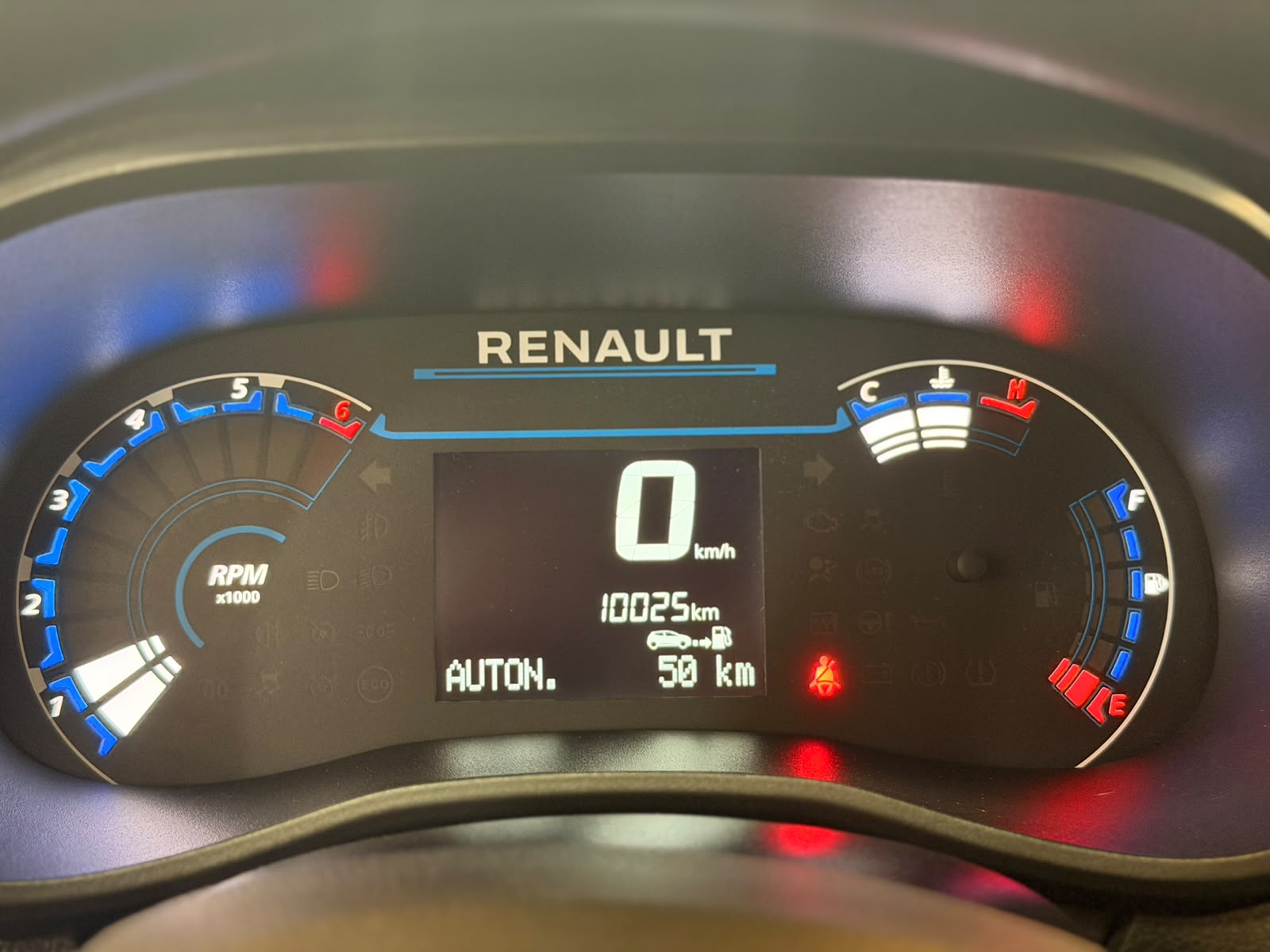 RENAULT KWID