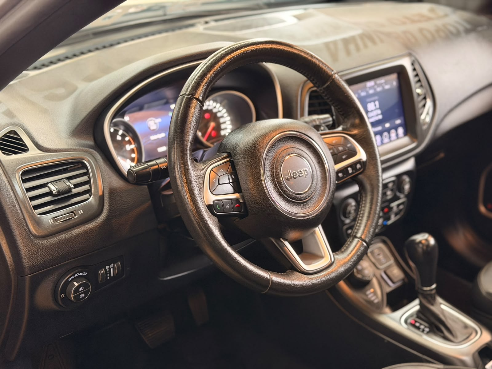 JEEP COMPASS