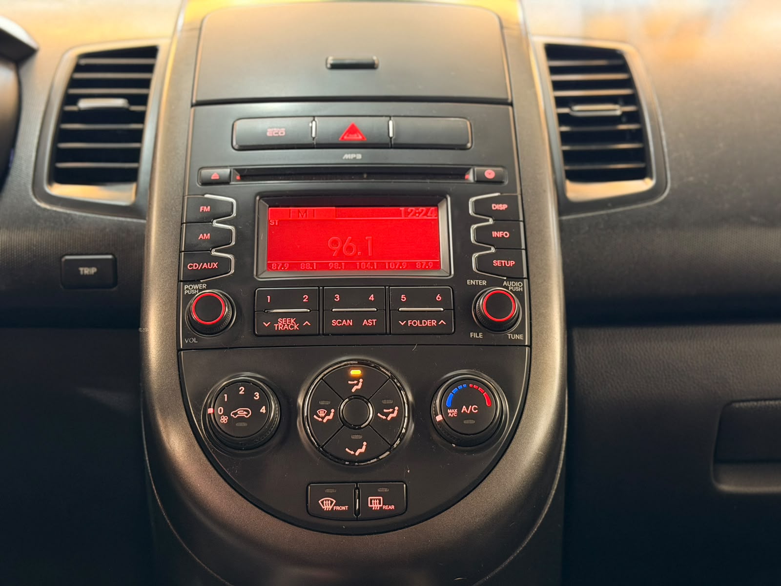 KIA SOUL