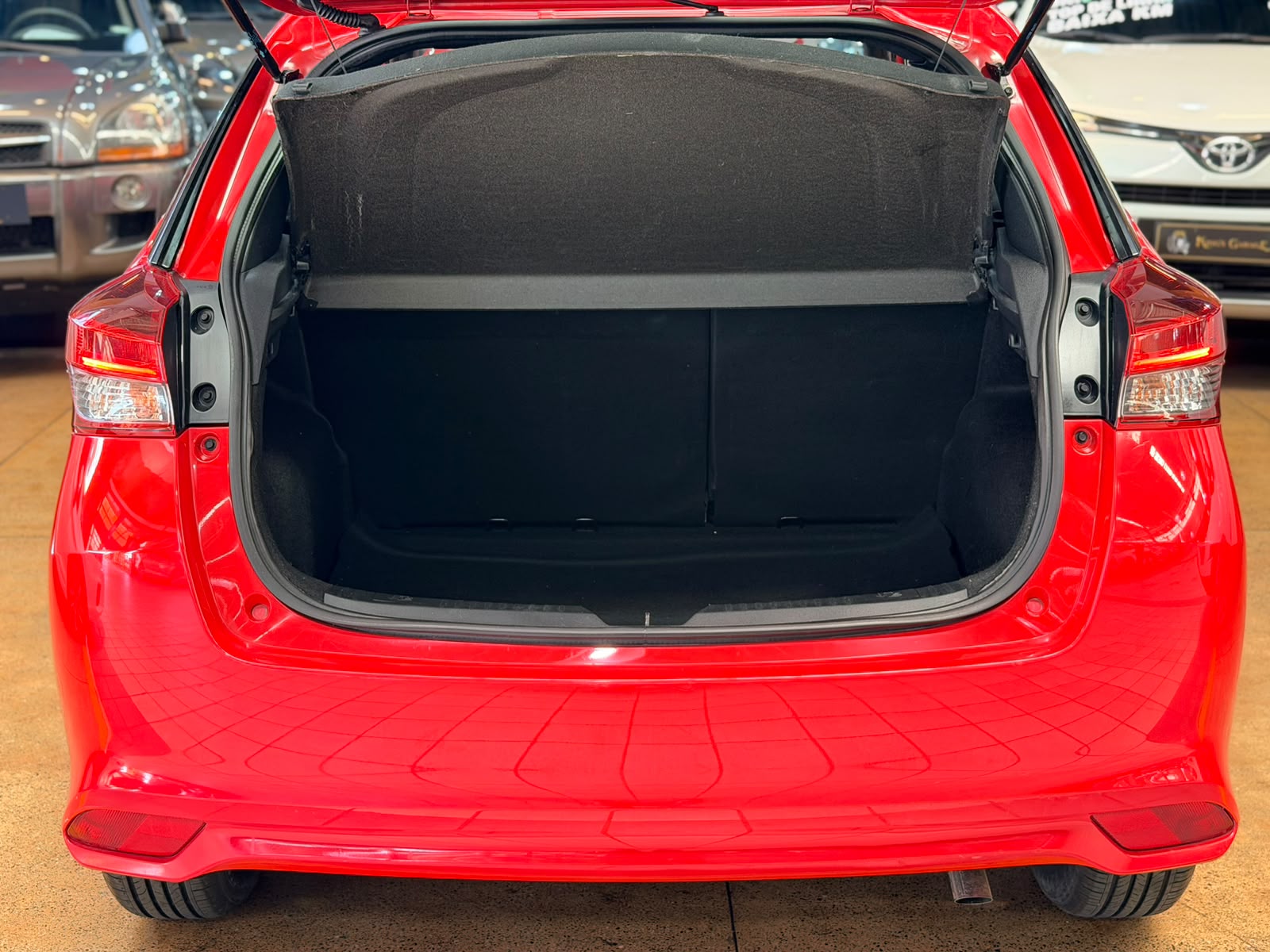 TOYOTA YARIS