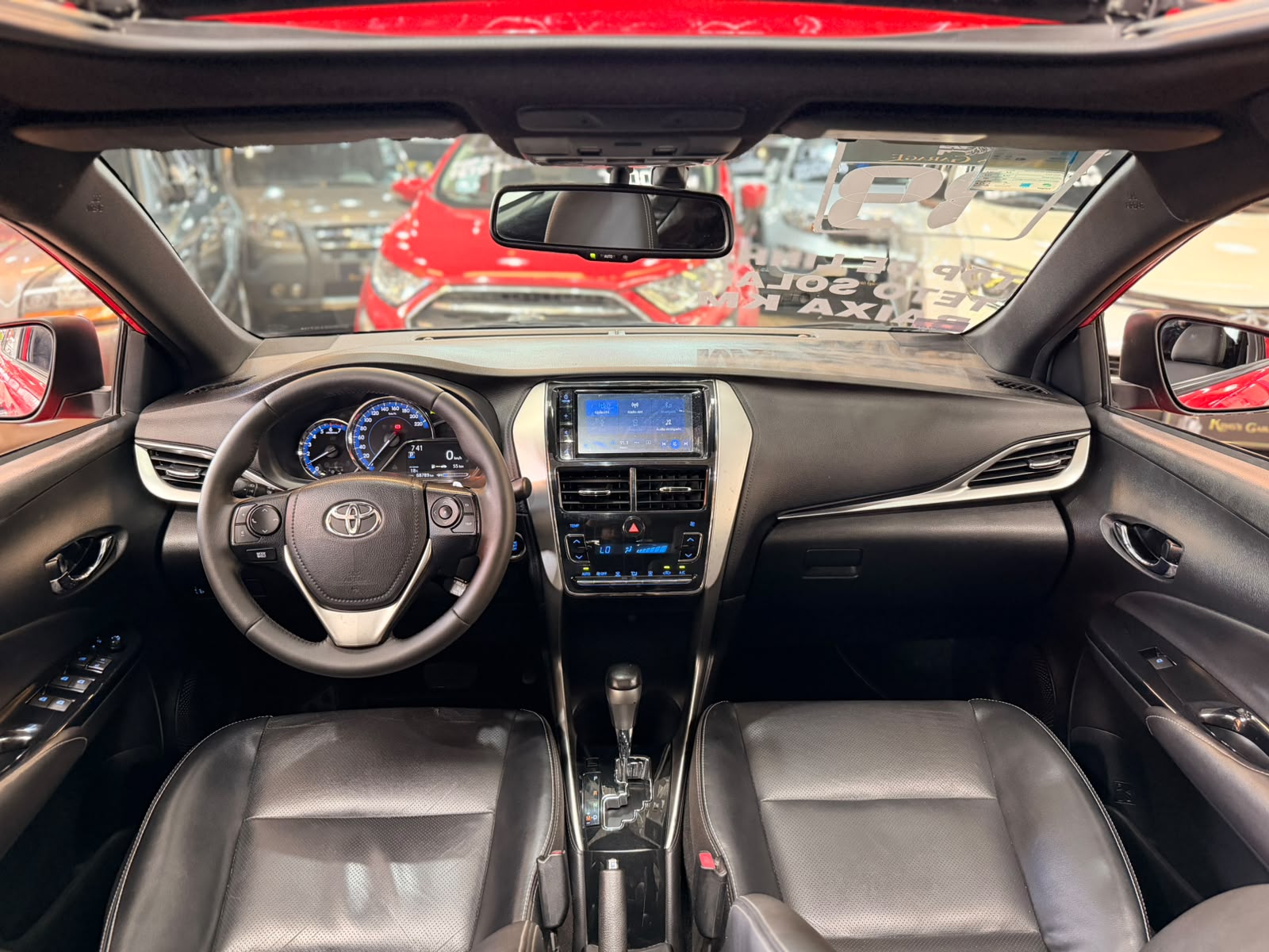 TOYOTA YARIS