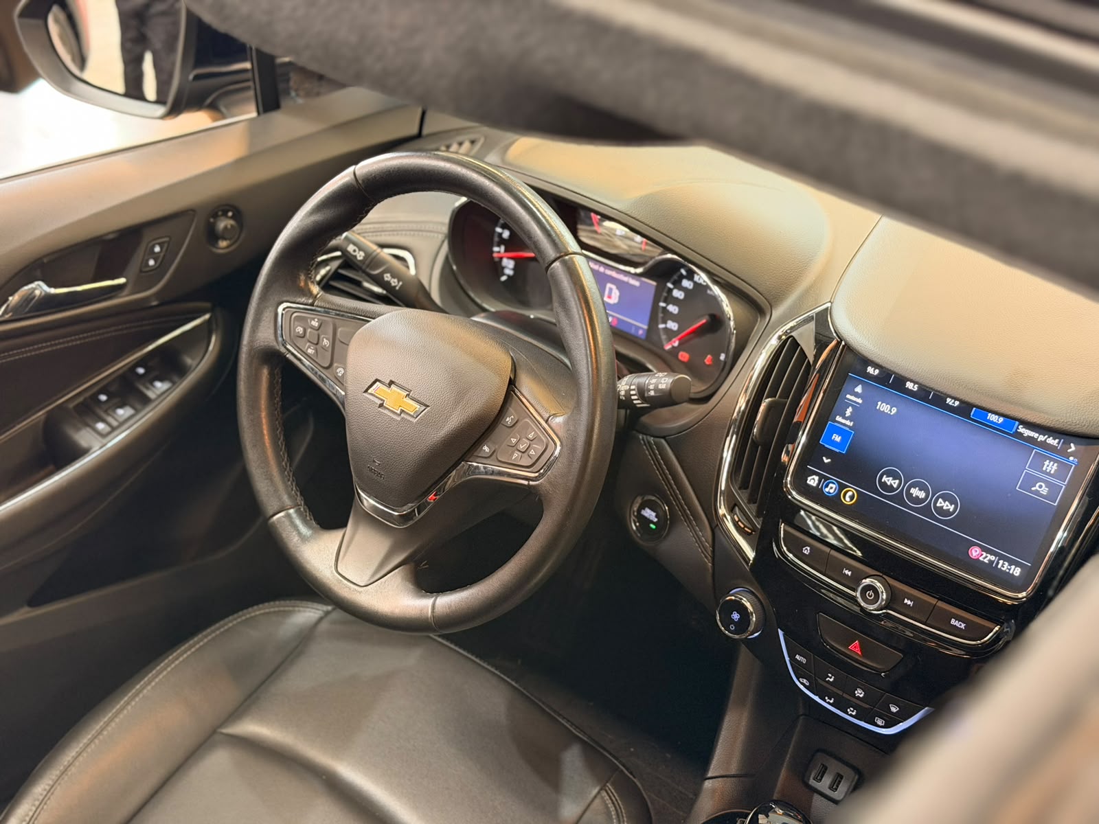 CHEVROLET CRUZE