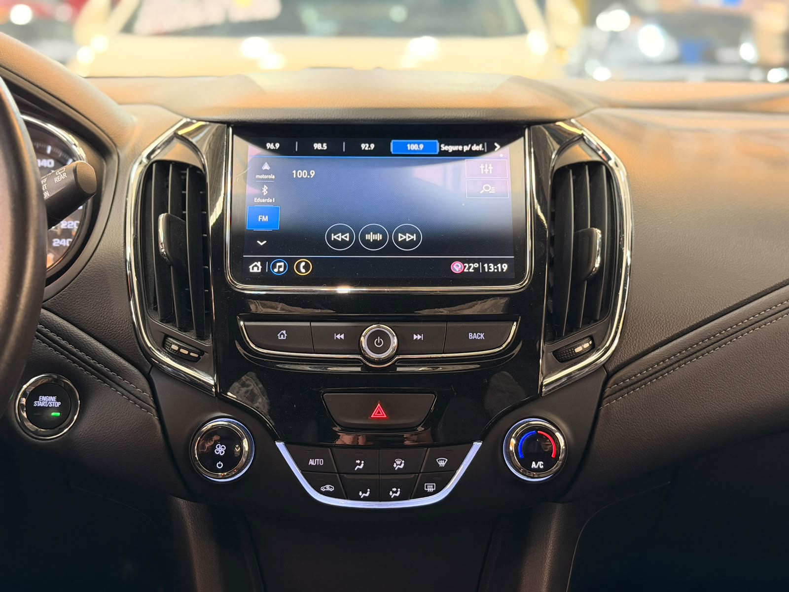 CHEVROLET CRUZE