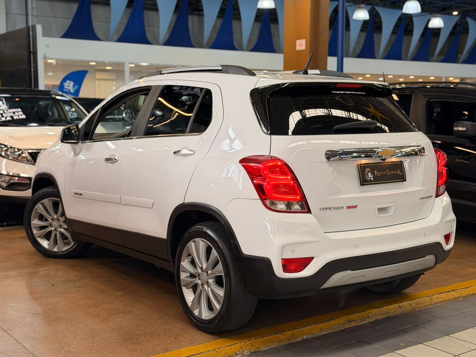CHEVROLET TRACKER