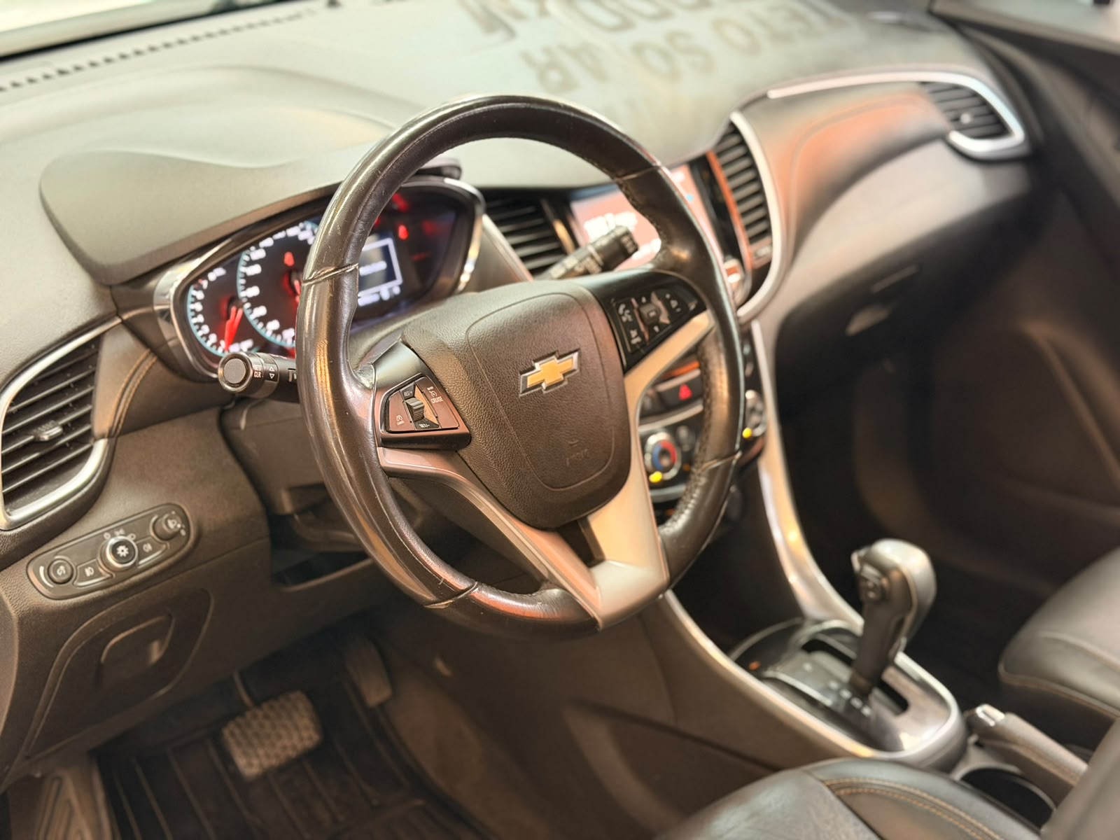 CHEVROLET TRACKER