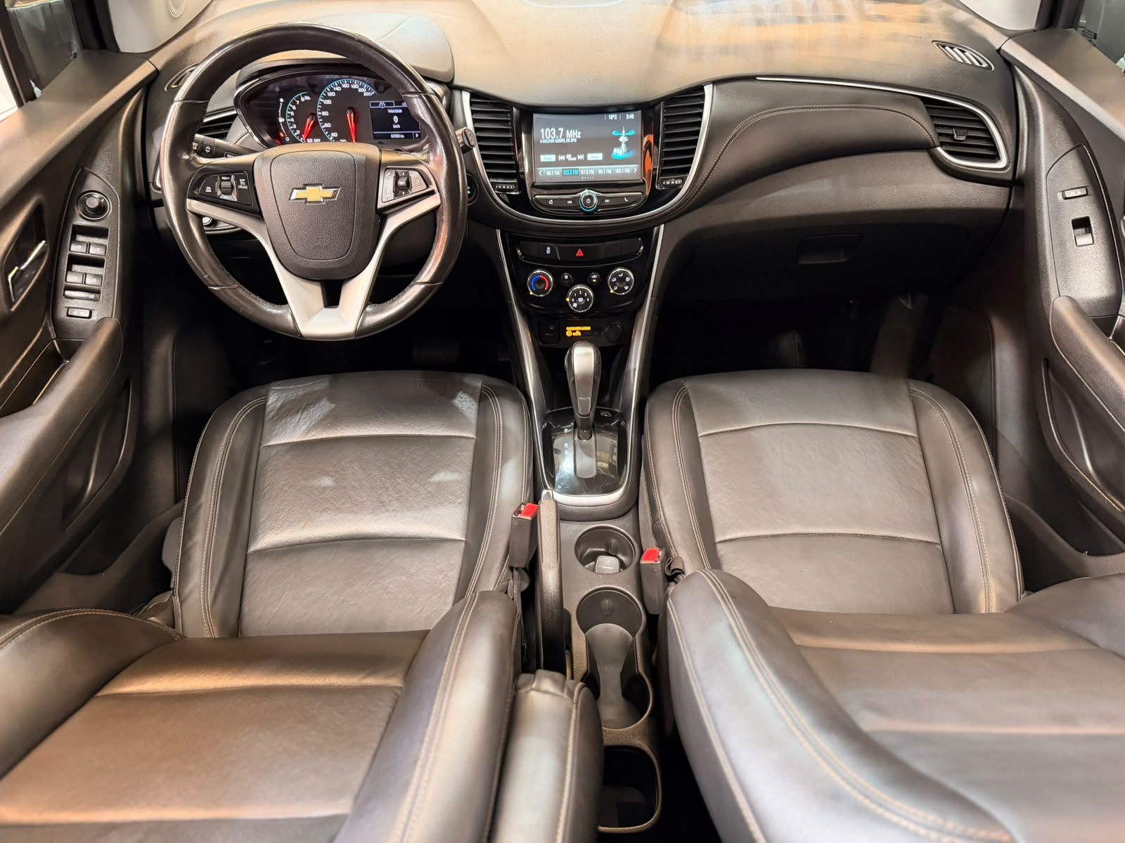 CHEVROLET TRACKER