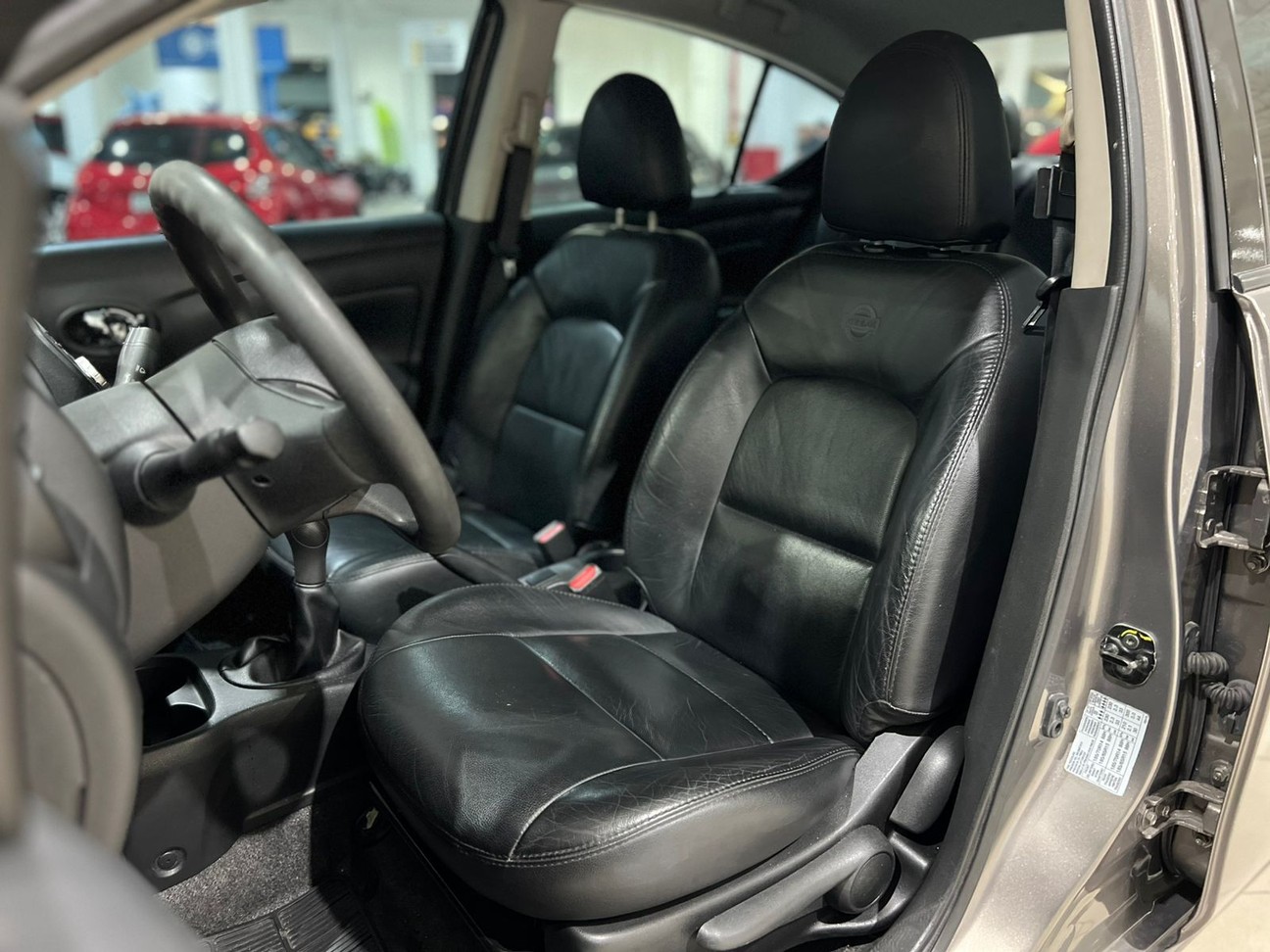 NISSAN VERSA