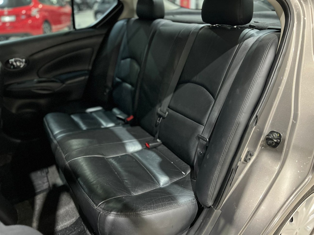 NISSAN VERSA