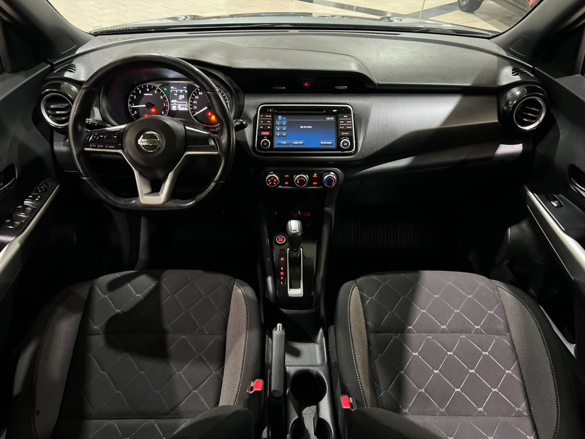 NISSAN KICKS