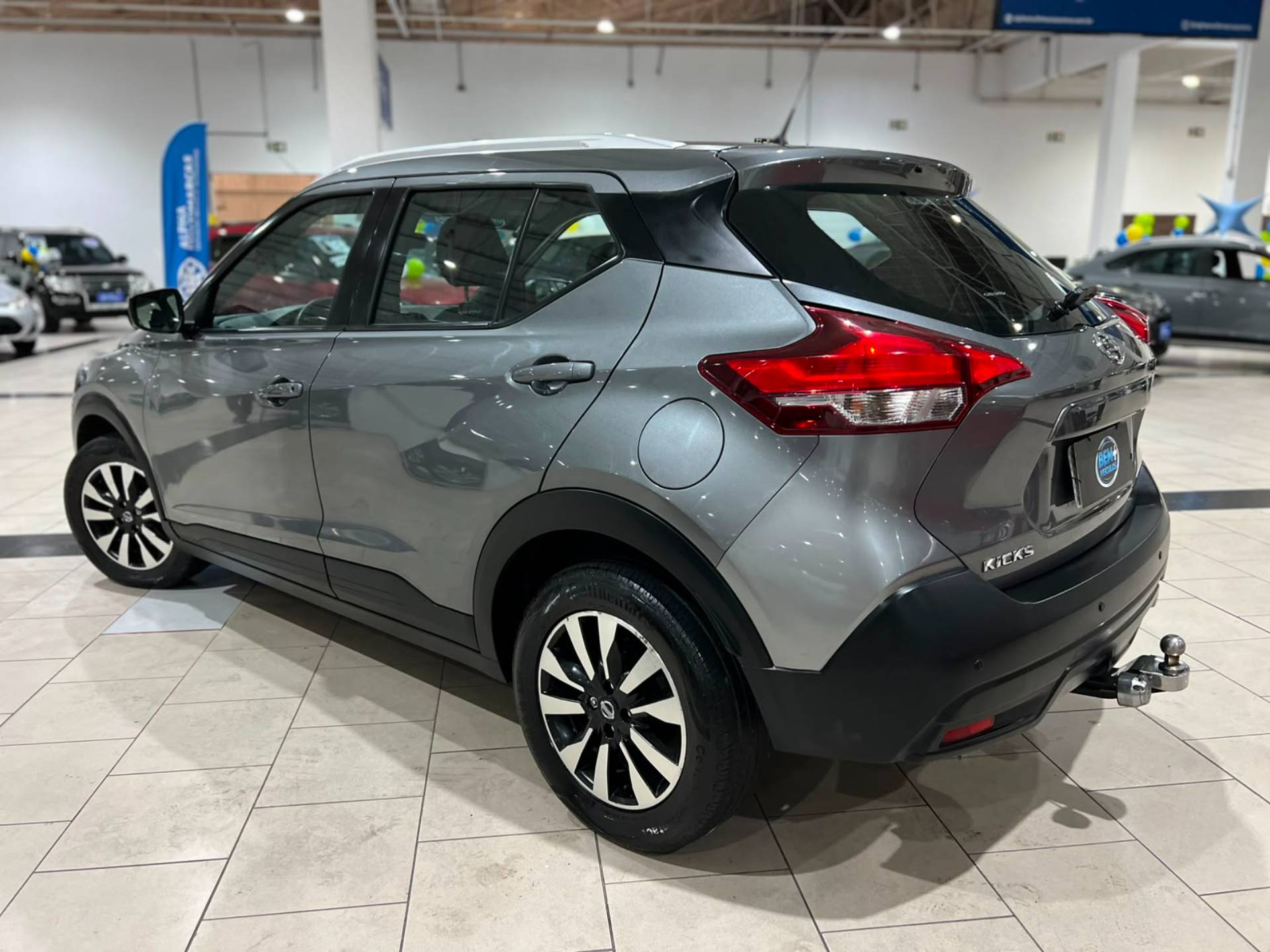NISSAN KICKS
